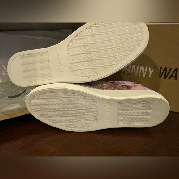 NIB Johnny Was crane slip on sneakers, 7.5 - Picture 2 of 5